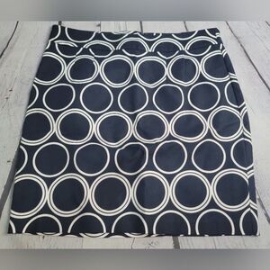 Banana Republic Knee Length Skirt size 12P Navy & White Pencil Business Casual